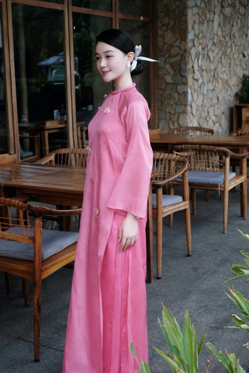 Áo Dài Uyển Trà