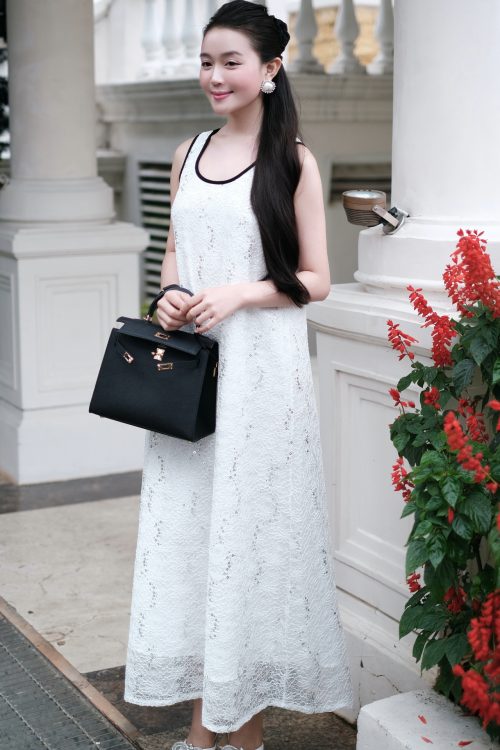 Váy Đầm Ren Cổ Vuông Maxi