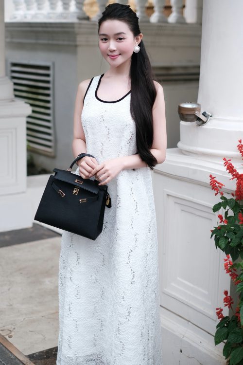 Váy Đầm Ren Cổ Vuông Maxi
