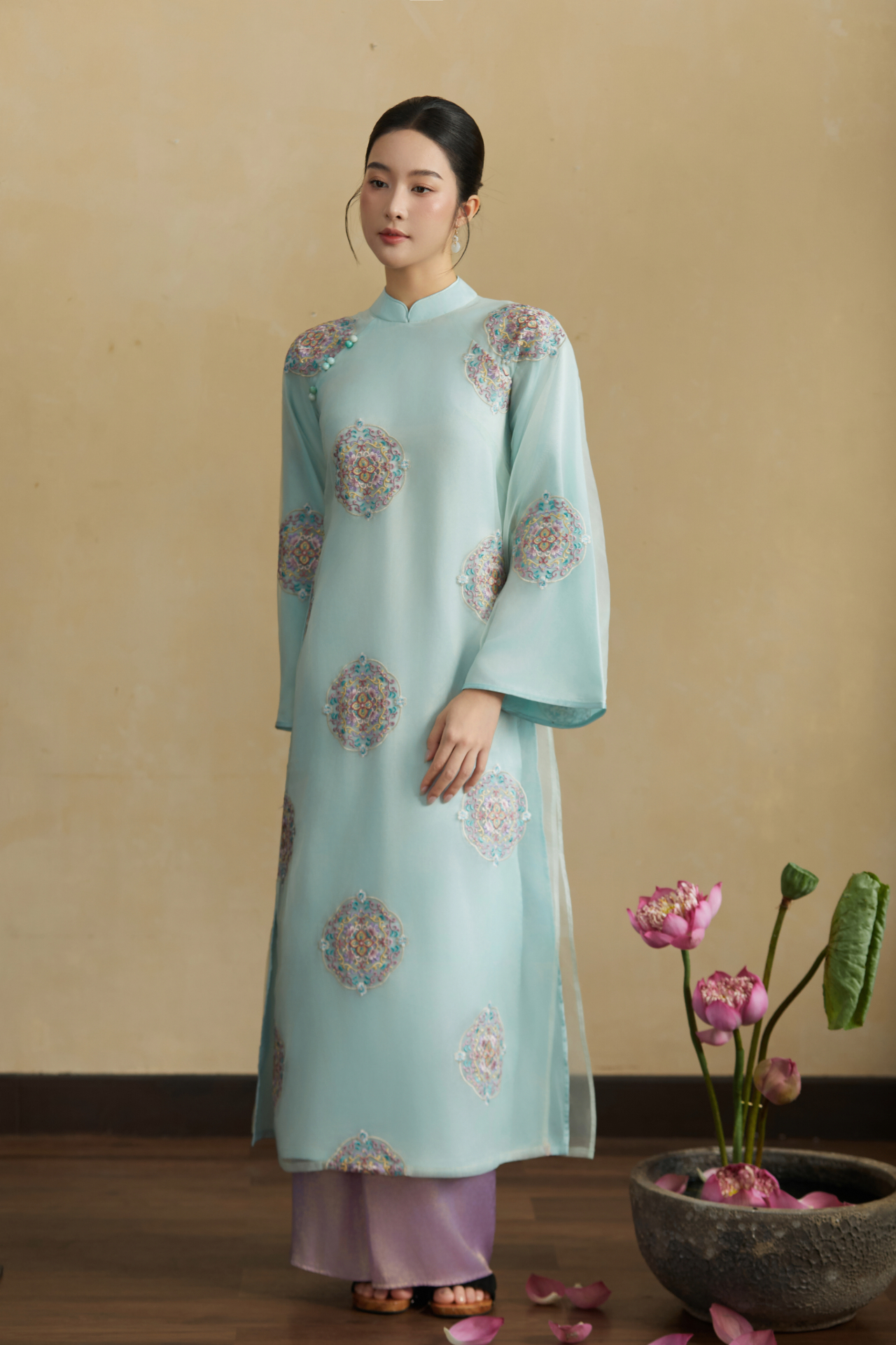 Áo Dài Ngọc Lam Uyên