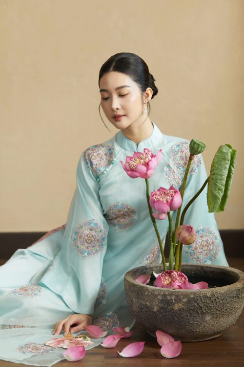 Áo Dài Ngọc Lam Uyên