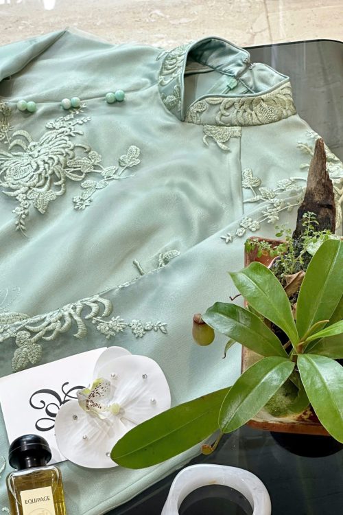 Áo Dài Cúc Ngọc Uyên